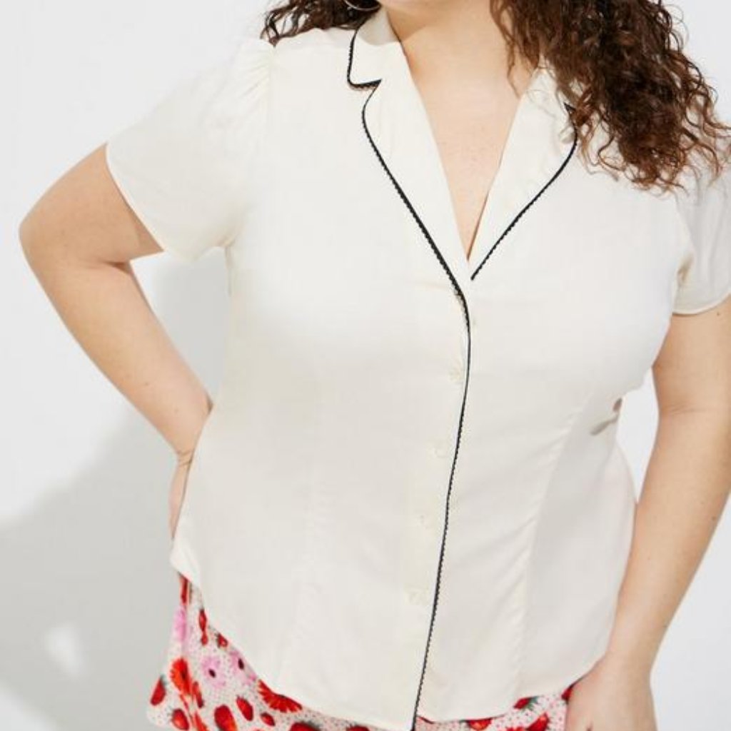 Nwt Torrid Blouse Retro Chic Stretch Challis Button Up - Plus Size